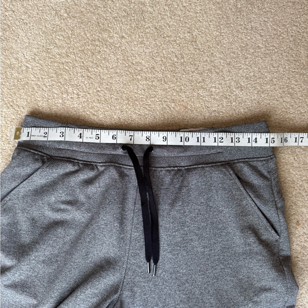 NWT Tek Gear Gray Capri Sweatpants Relaxed Fit Gray Size Small - Picture 7 of 7